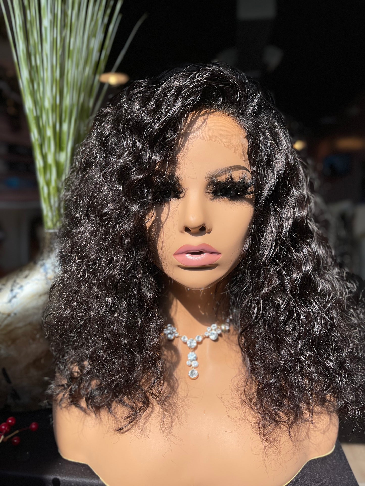 Exotic Wavy Glueless Wig Unit