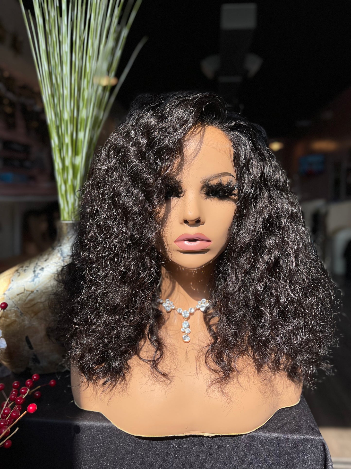 Exotic Wavy Glueless Wig Unit